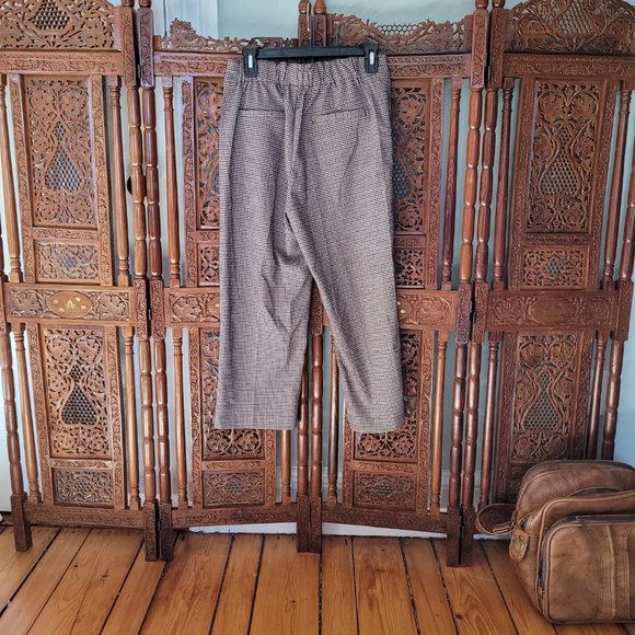 High Waisted Cropped Gingham Paper Boy Trousers - Picture 2 of 8